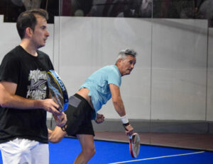Miguel Lamperti y Juan Belluati entrenando en el Khalifa Tennis & Squash Complex