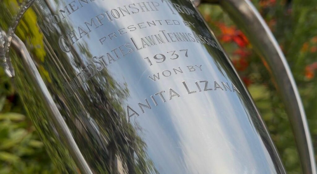 Anita Lizana
